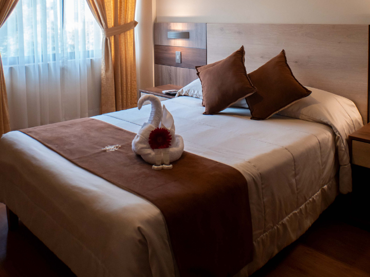 Hoteles Britania | Lima | 1