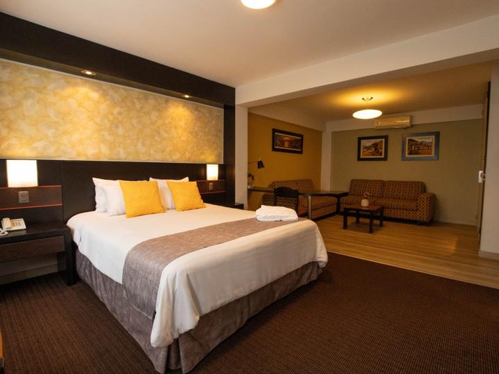 Hoteles Britania | Lima | 1