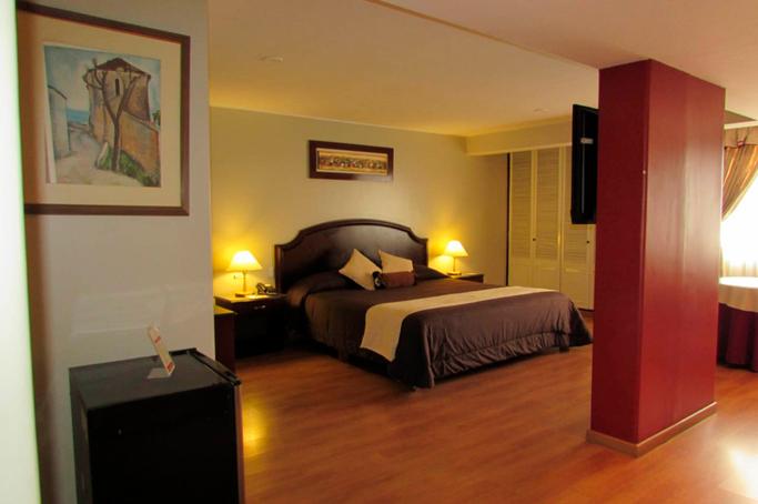 Hoteles Britania | Lima |  - 1