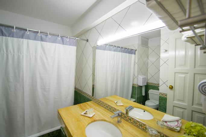 Hoteles Britania | Lima |  - 43