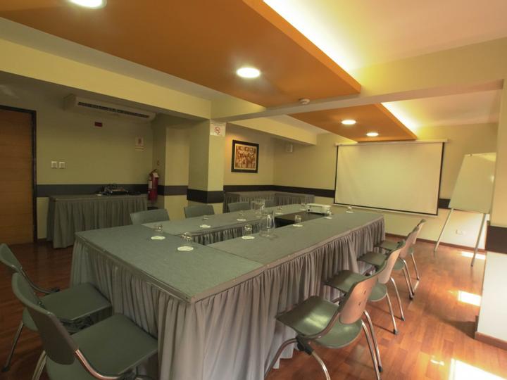 Hoteles Britania | Lima | 18